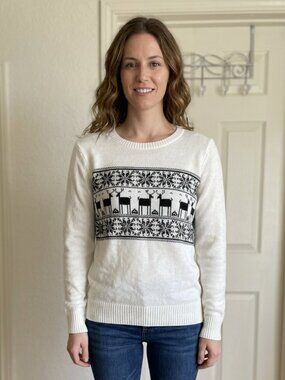 Christmas Reindeer Sweater-NWT